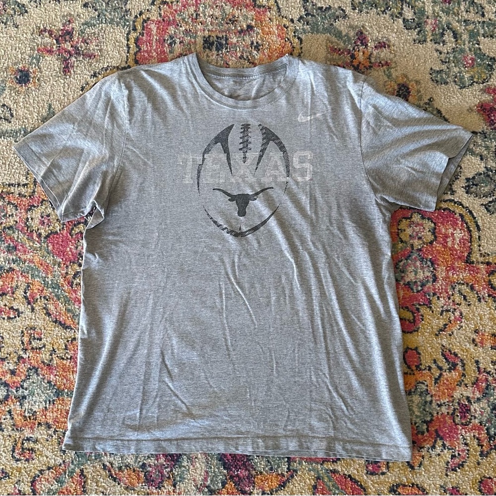 Nike Men's Gray Texas Graphic T-Shirt